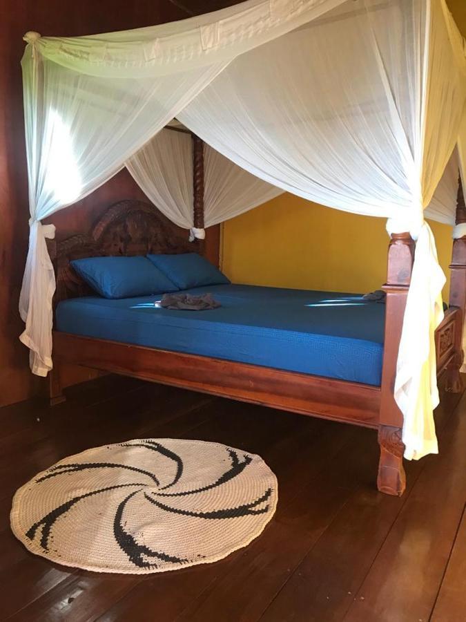 Panorama Backpackers Hotel Бунакен Екстериор снимка